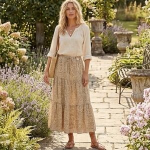 ​White Stag Tan Leaf Print Tiered Maxi Skirt - Size M (8-10) Boho Flowy